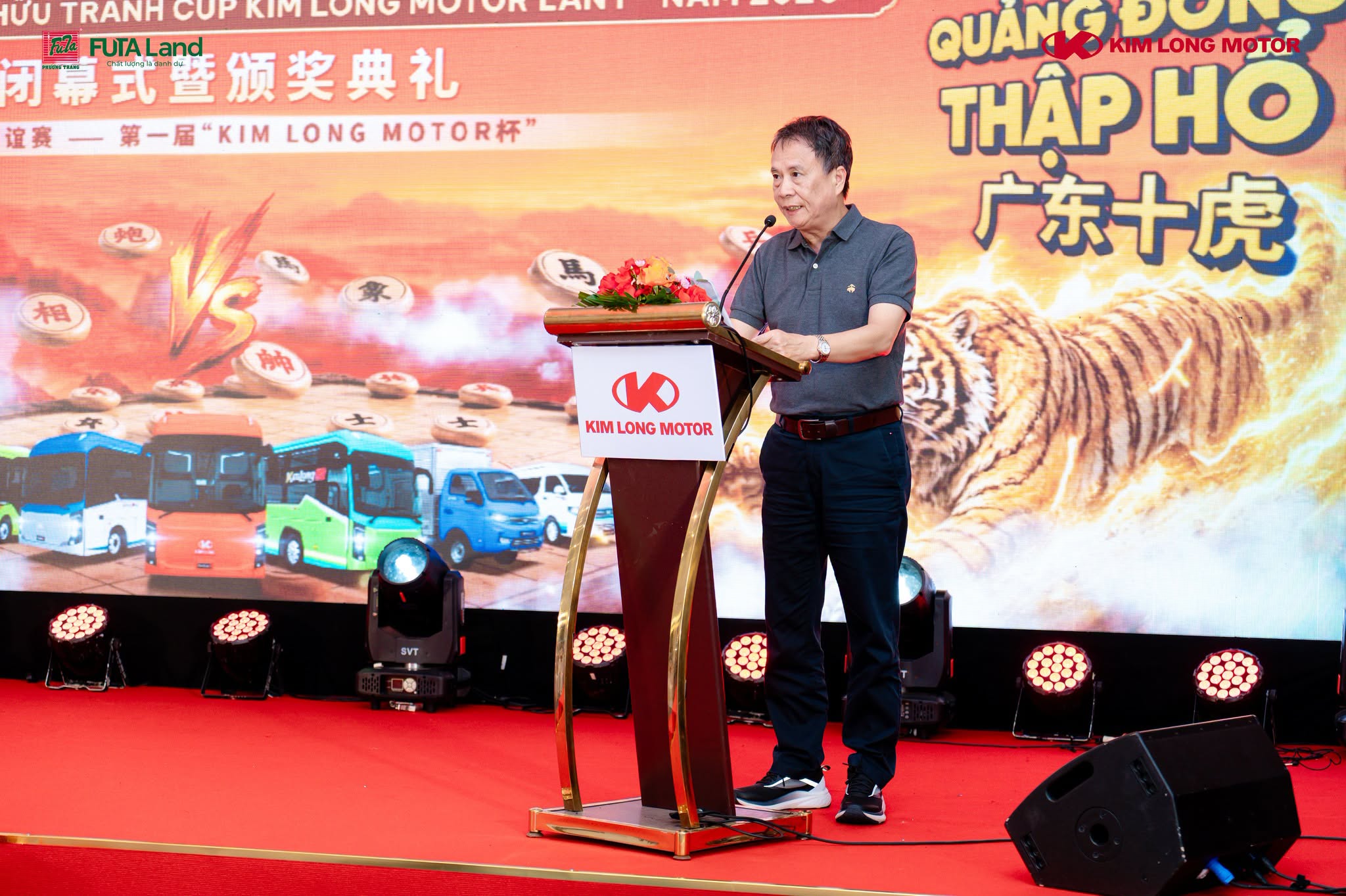 Đại sư Lữ Khâm tại lễ bế mạc: Giải cờ tướng giao hữu Quảng Đông – Việt Nam tranh Cúp Kim Long Motor